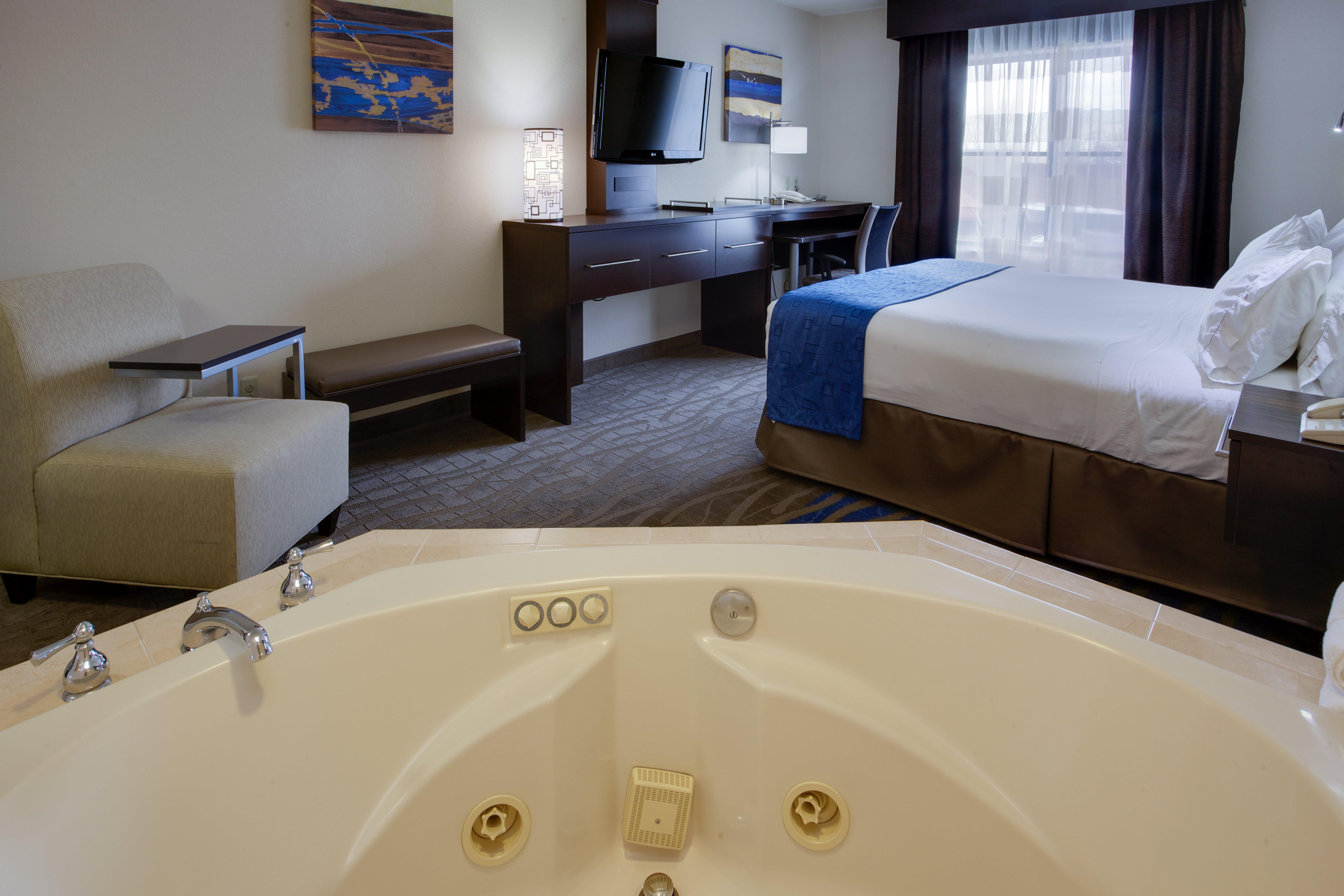 Holiday Inn Express Hotel & Suites Meadowlands Area By Ihg Carlstadt Exteriér fotografie