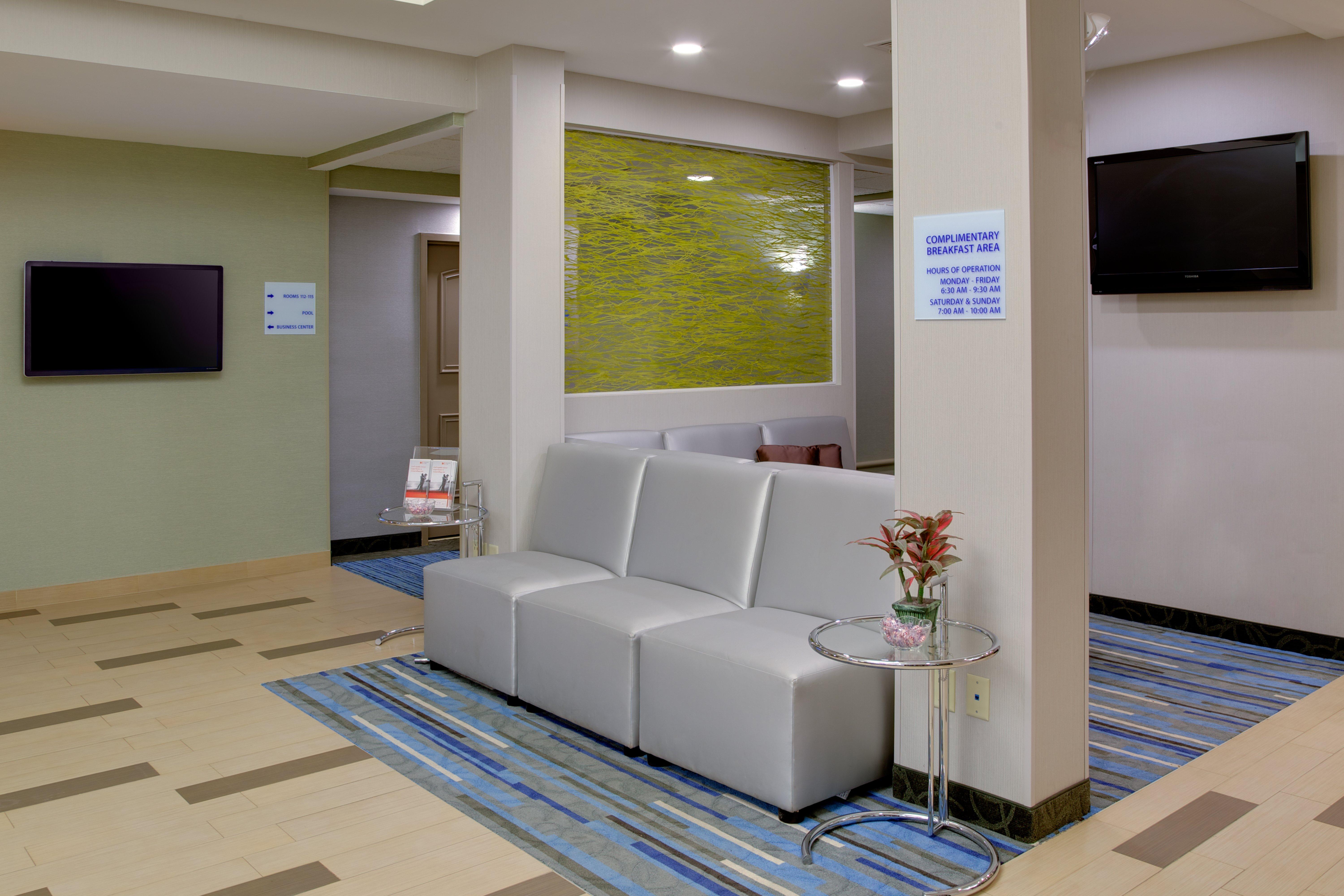 Holiday Inn Express Hotel & Suites Meadowlands Area By Ihg Carlstadt Exteriér fotografie